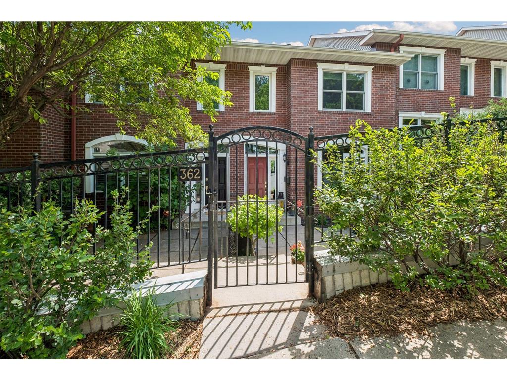 362 Ramsey Street Saint Paul MN 55102 7091299 image1