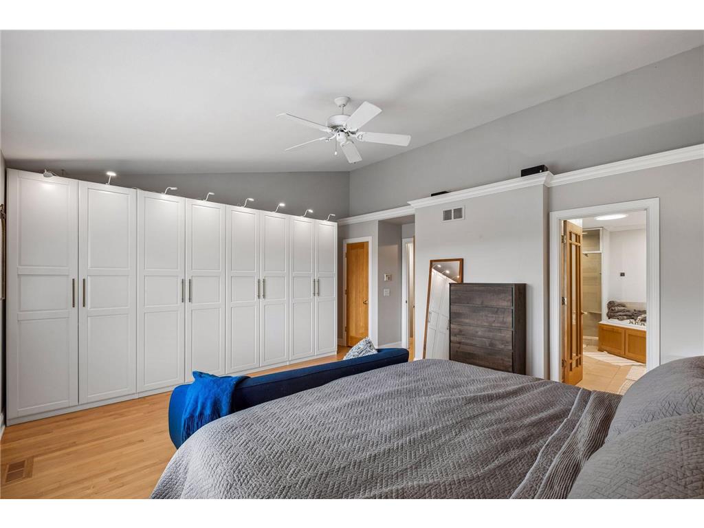 362 Ramsey Street Saint Paul MN 55102 7091299 image22