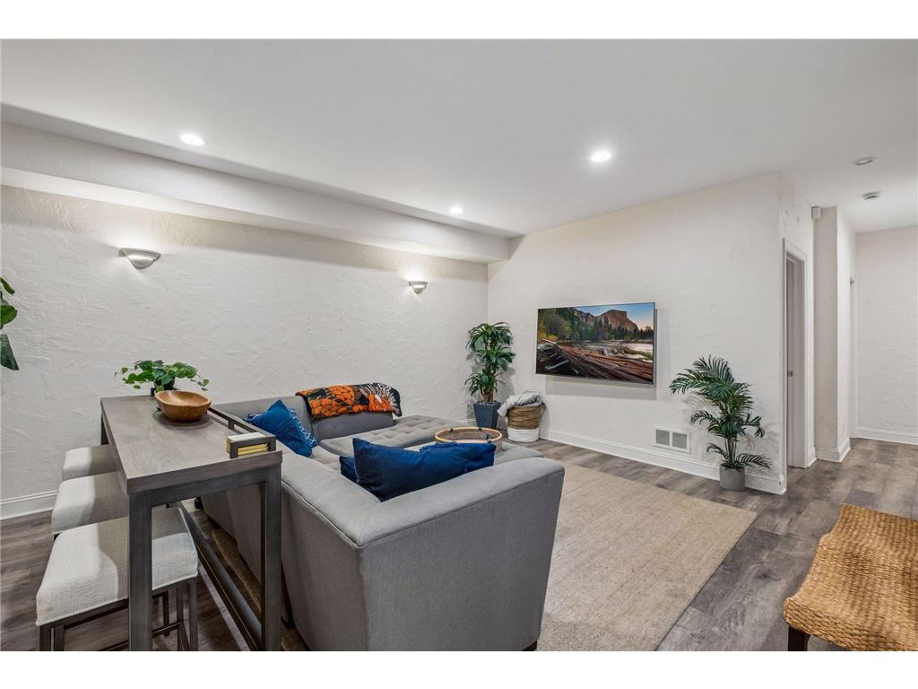 362 Ramsey Street Saint Paul MN 55102 7091299 image31