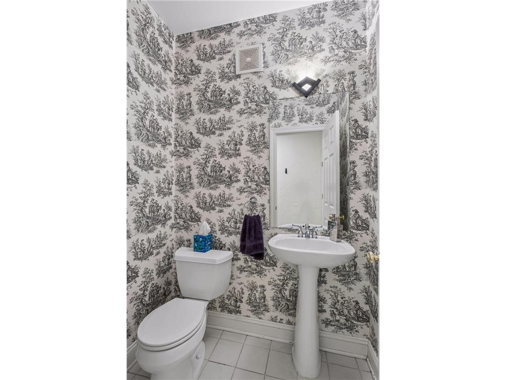 362 Ramsey Street Saint Paul MN 55102 7091299 image33