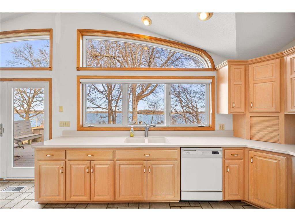 362 S Shore Drive Winsted MN 55395 - Winsted 6818275 image6