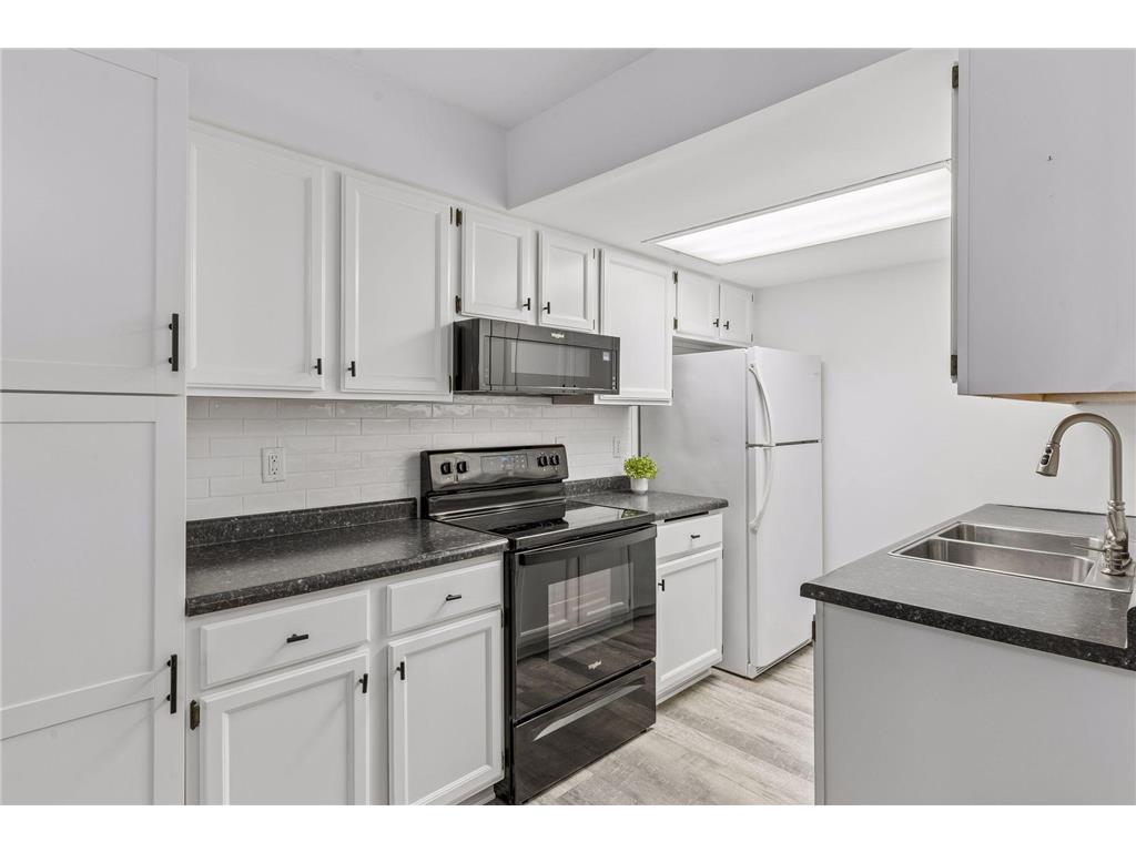 3620 Independence Avenue S #10 Saint Louis Park MN 55426 7080195 image7