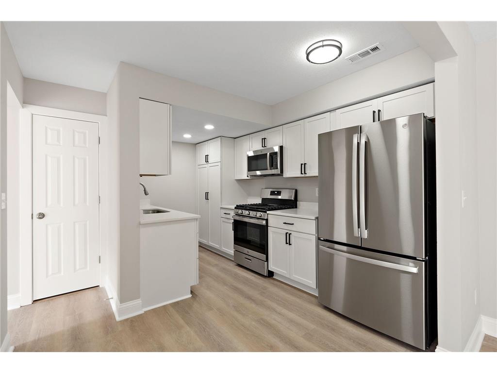 3620 Independence Avenue S #31 Saint Louis Park MN 55426 6680057 image1