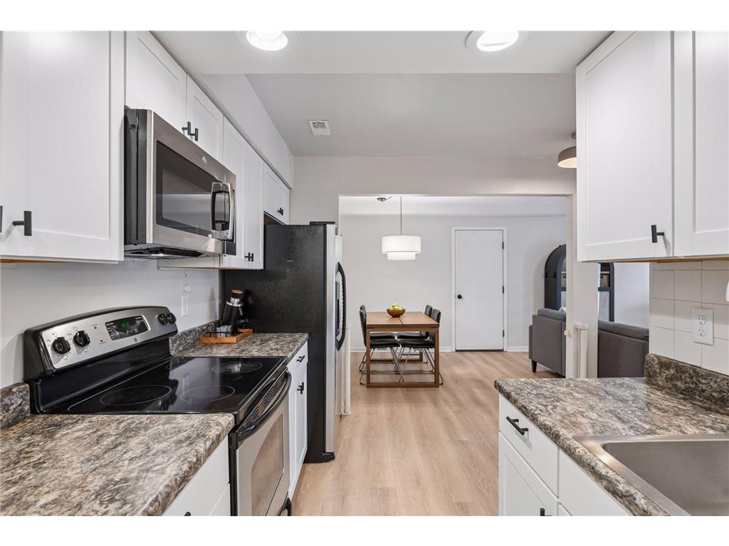 3620 Independence Avenue S #60 Saint Louis Park MN 55426 7049579 image14