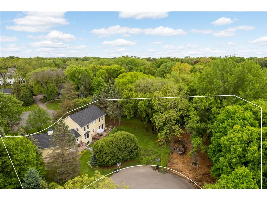 3620 James Avenue Deephaven MN 55391 7008452 image2