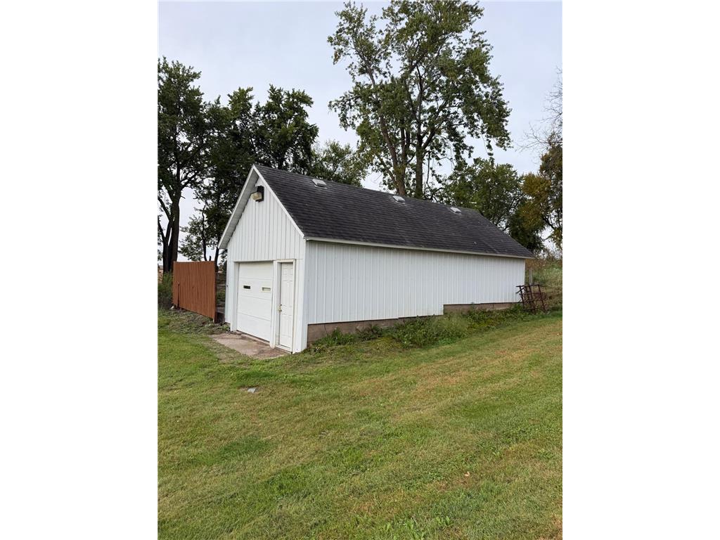 36206 660th Street Lake City MN 55041 7003667 image46
