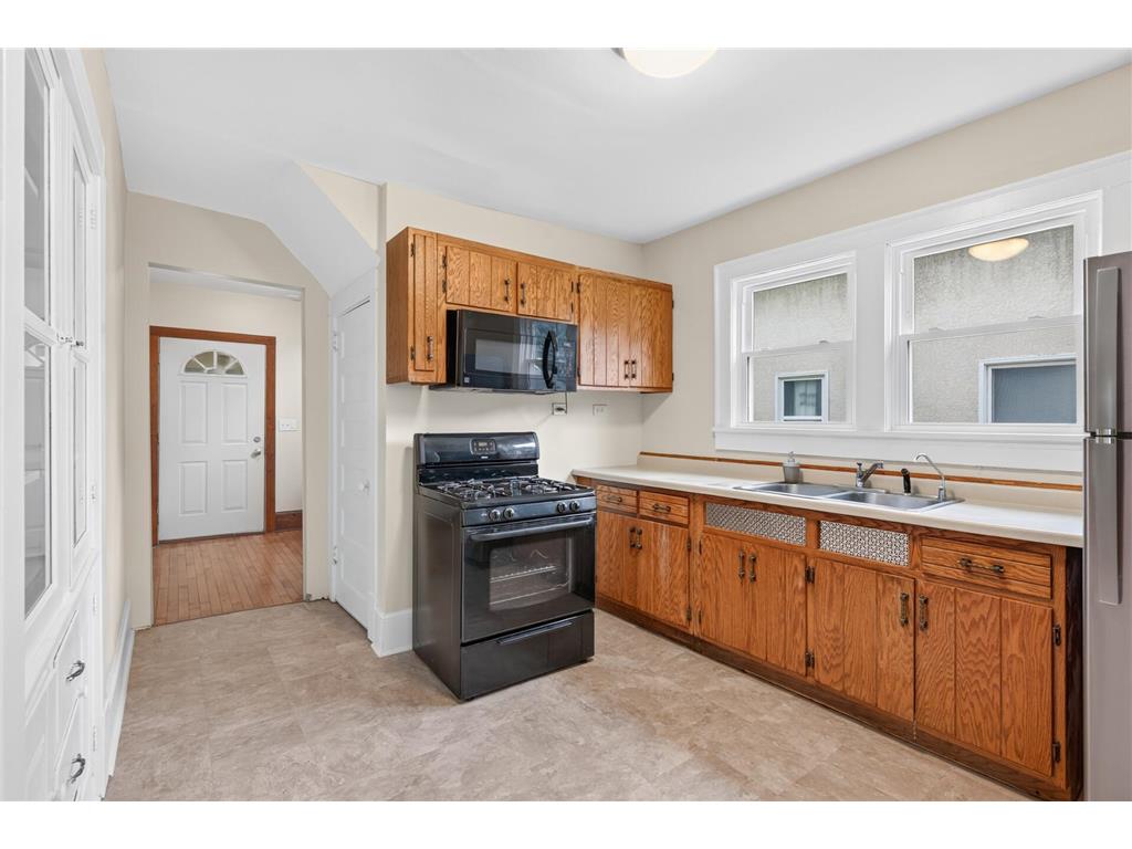3622 Dupont Avenue N Minneapolis MN 55412 7044171 image12