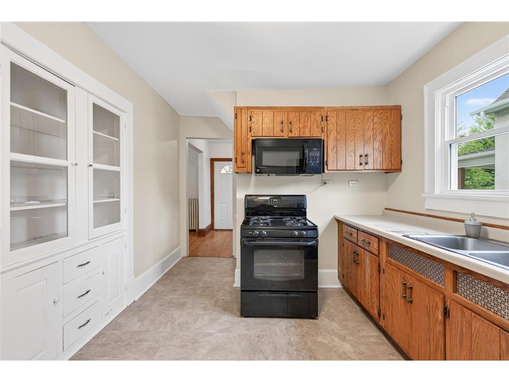 3622 Dupont Avenue N Minneapolis MN 55412 7044171 image13