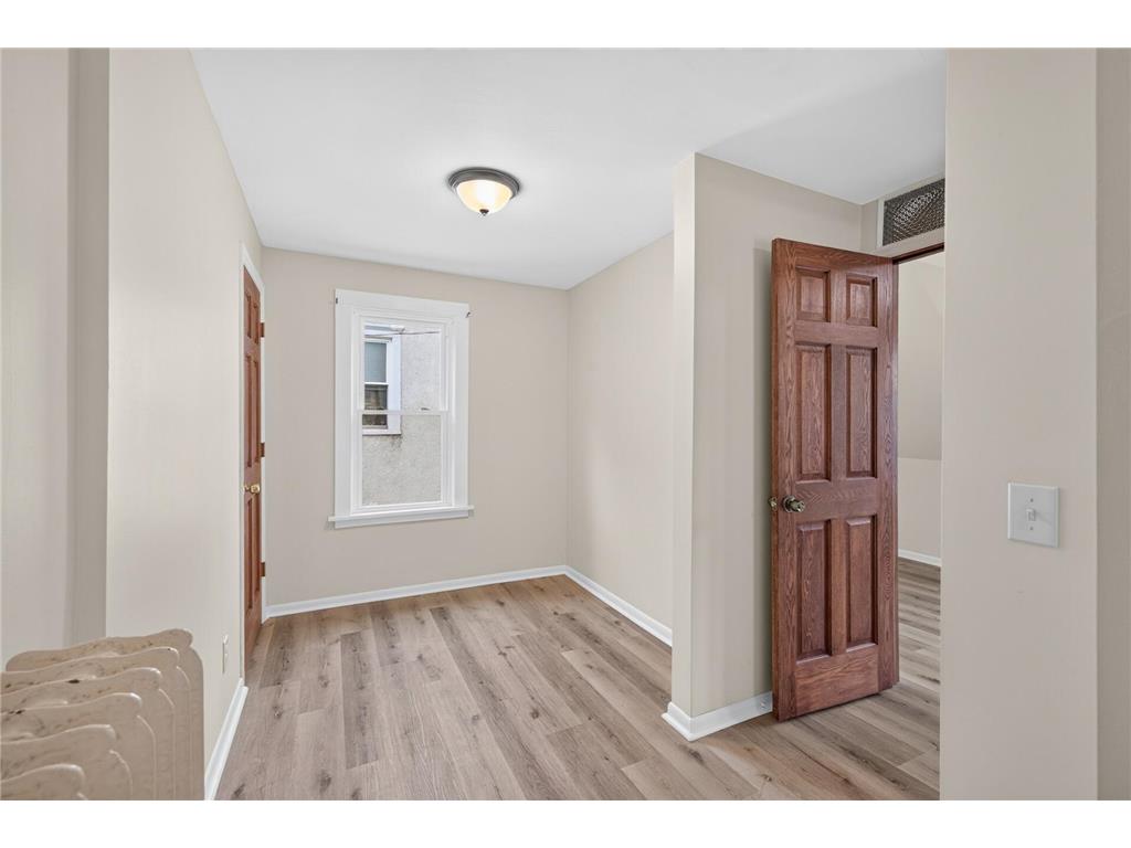 3622 Dupont Avenue N Minneapolis MN 55412 7044171 image16