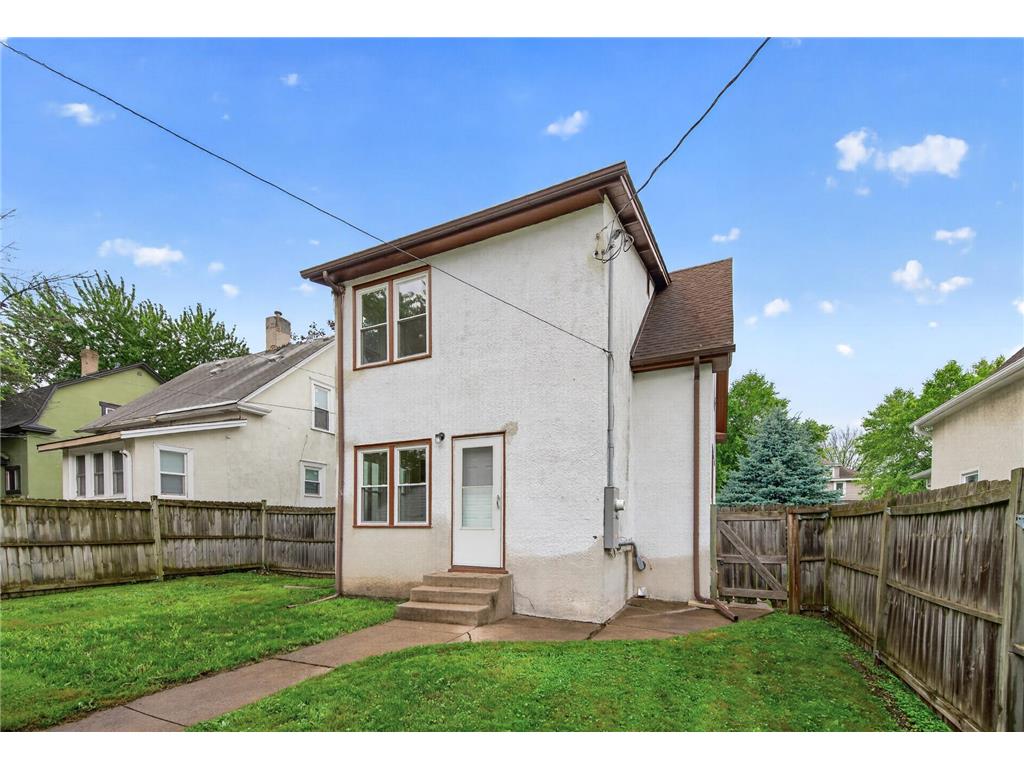 3622 Dupont Avenue N Minneapolis MN 55412 7044171 image25