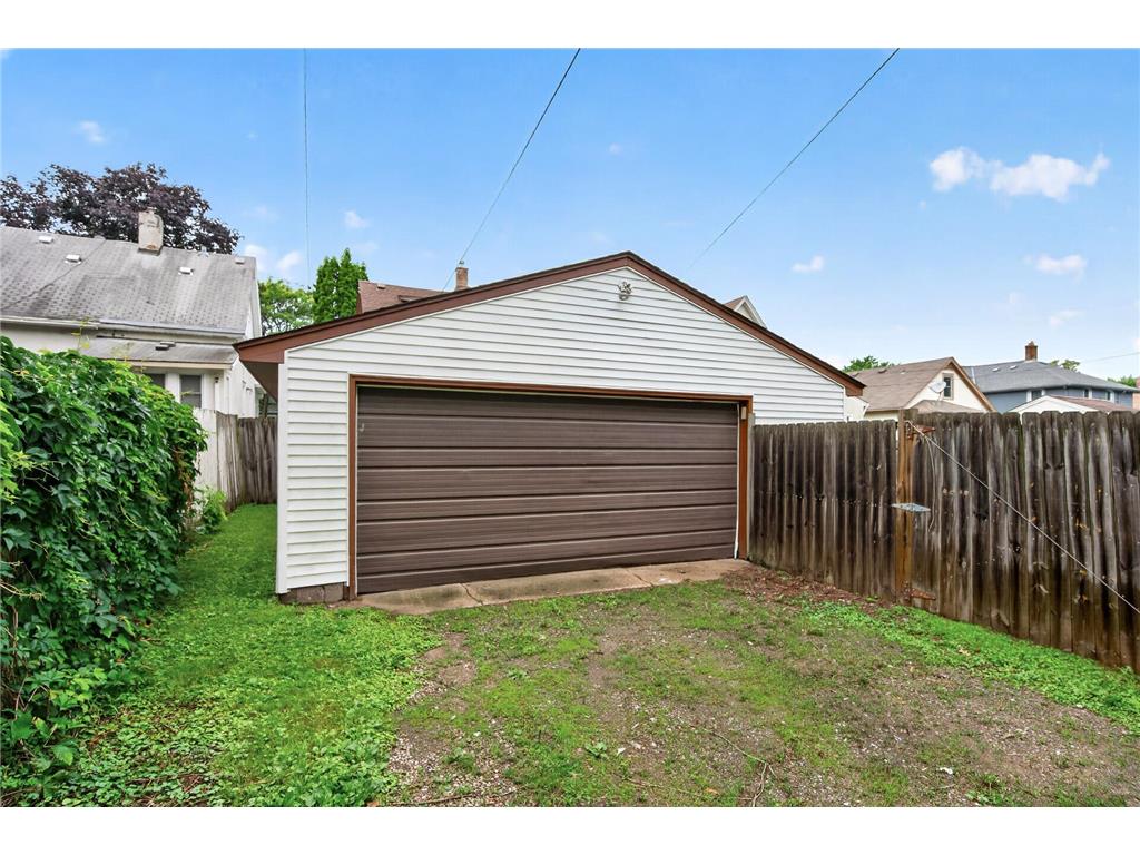 3622 Dupont Avenue N Minneapolis MN 55412 7044171 image27