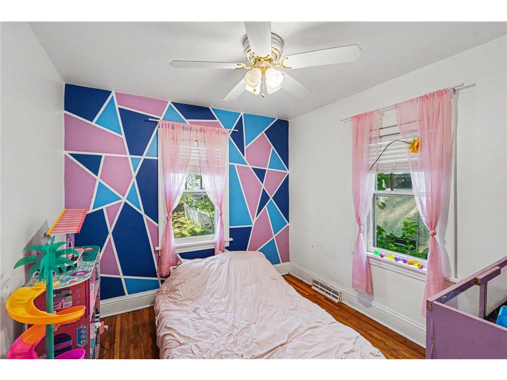 3623 Russell Avenue N Minneapolis MN 55412 7062940 image11