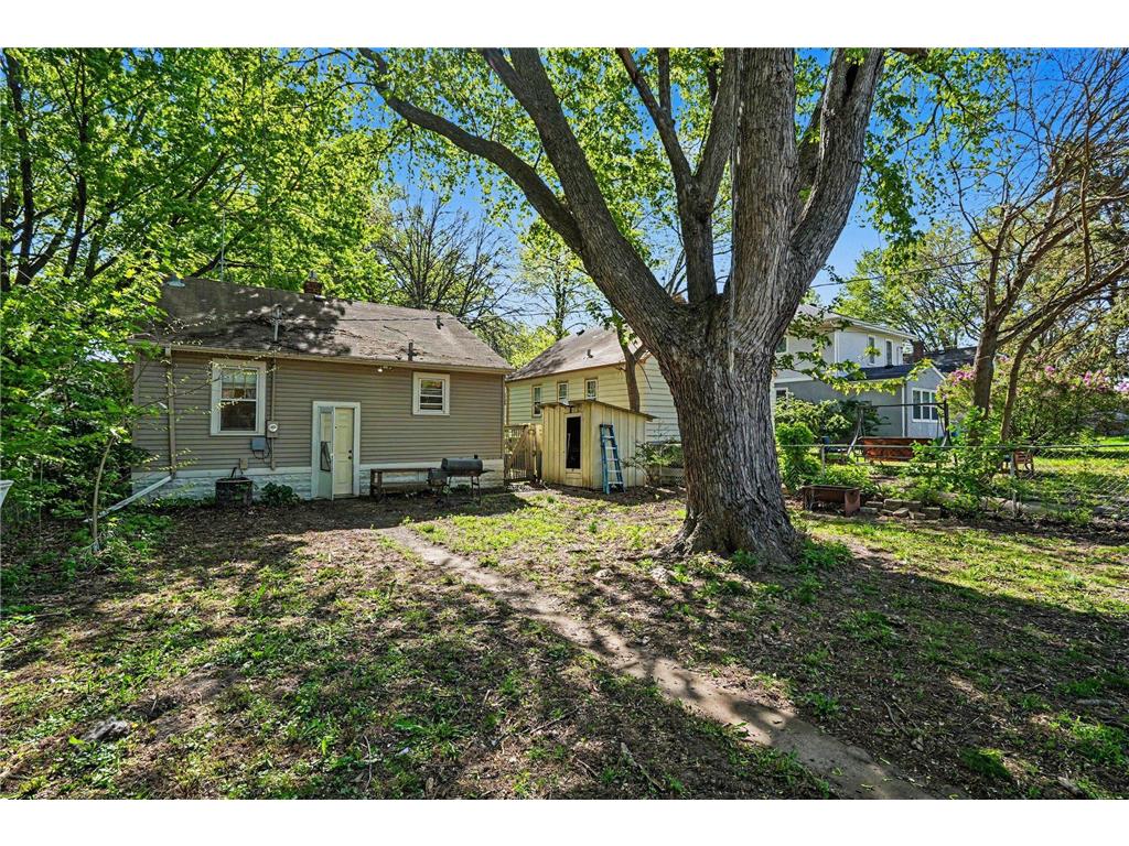 3623 Russell Avenue N Minneapolis MN 55412 7062940 image15