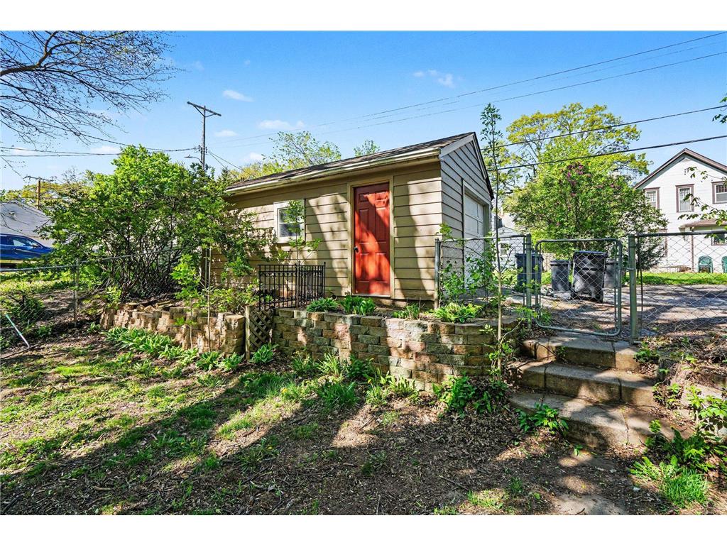 3623 Russell Avenue N Minneapolis MN 55412 7062940 image17