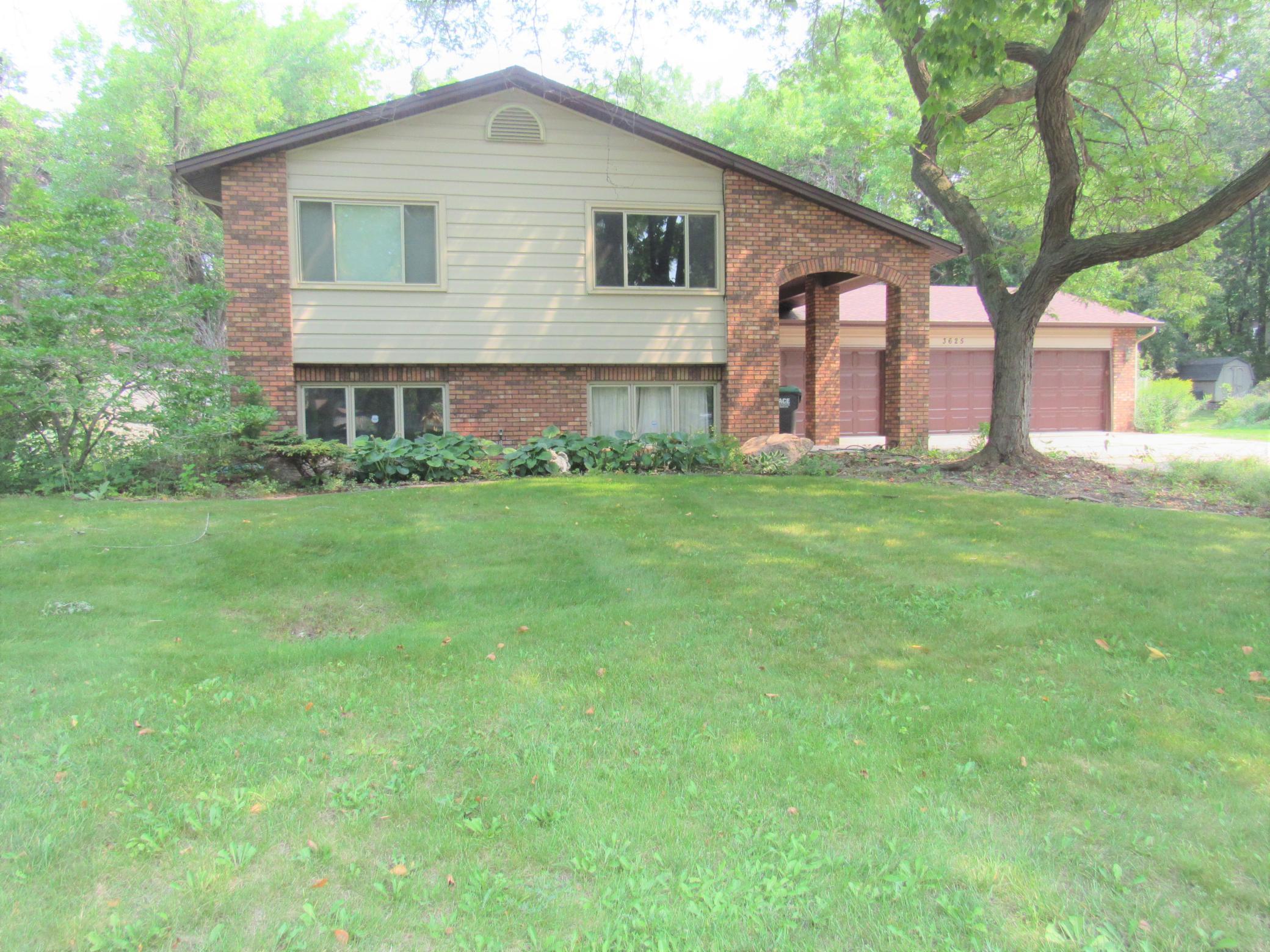 3625 Mississippi Drive NW Coon Rapids MN 55433 6074691 image1