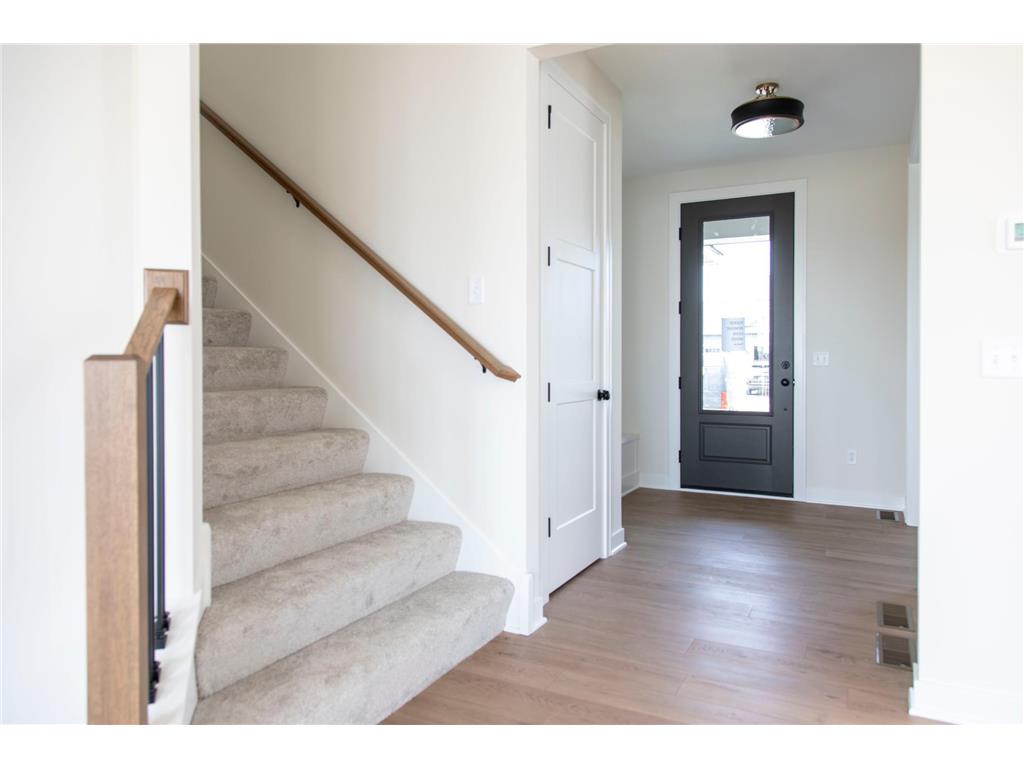 3627 Knightsbridge Trail N Lake Elmo MN 55042 6783690 image2