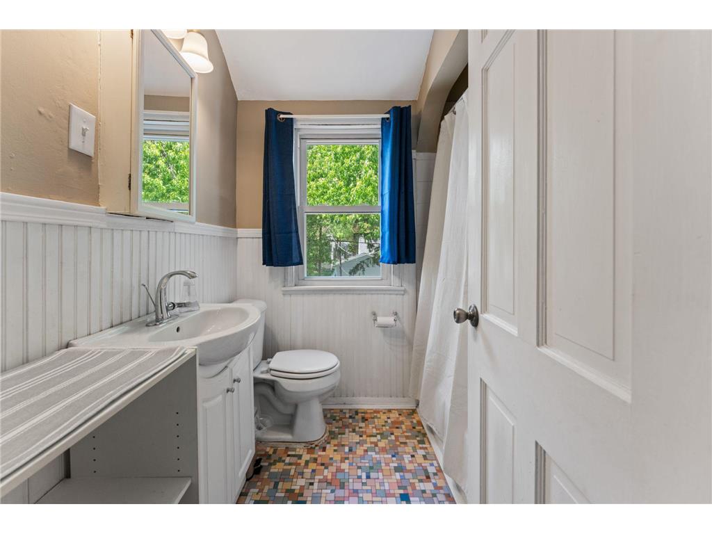 3629 Major Avenue N Robbinsdale MN 55422 7071804 image20
