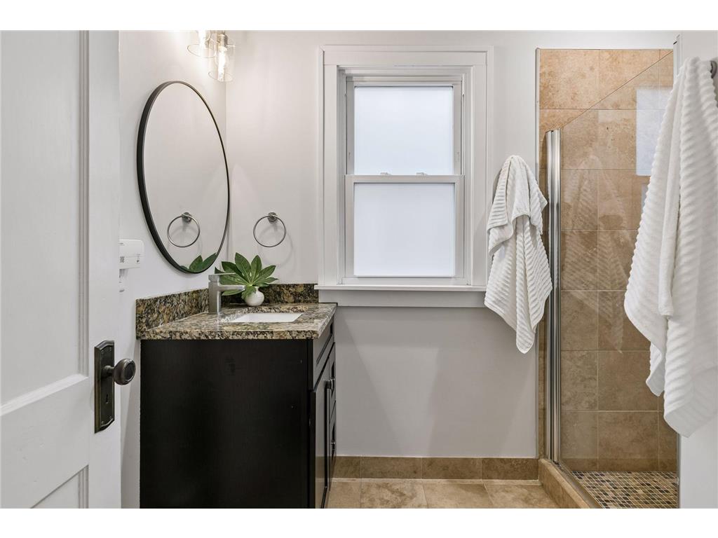 363 Macalester Street Saint Paul MN 55105 7049885 image24