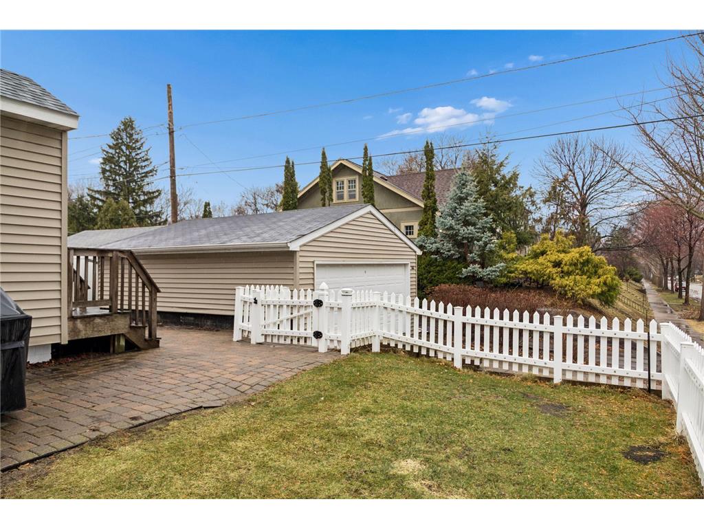 363 Macalester Street Saint Paul MN 55105 7049885 image34