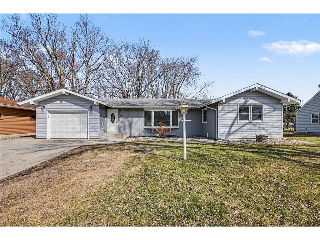 363 N Waterville Avenue Le Center MN 56057 7043866 image1