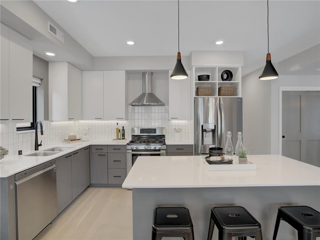 3630 Colfax Avenue S Minneapolis MN 55409 7047372 image10