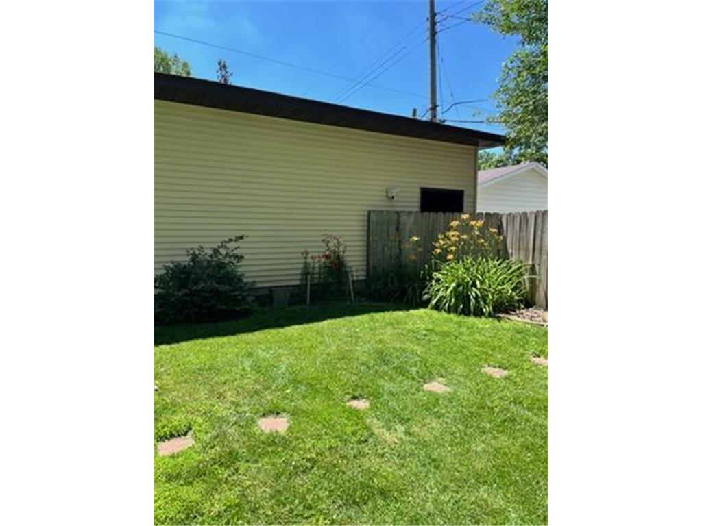 3632 Roosevelt Street NE Saint Anthony MN 55418 7070884 image47