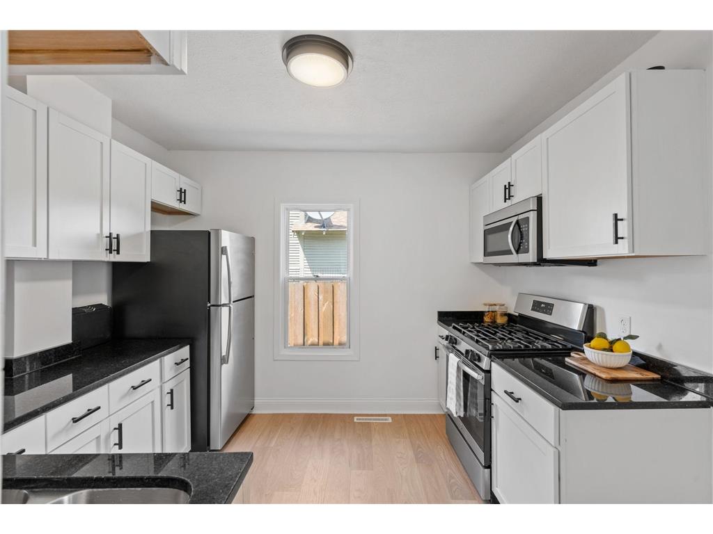 3633 38th Avenue S Minneapolis MN 55406 7057330 image23
