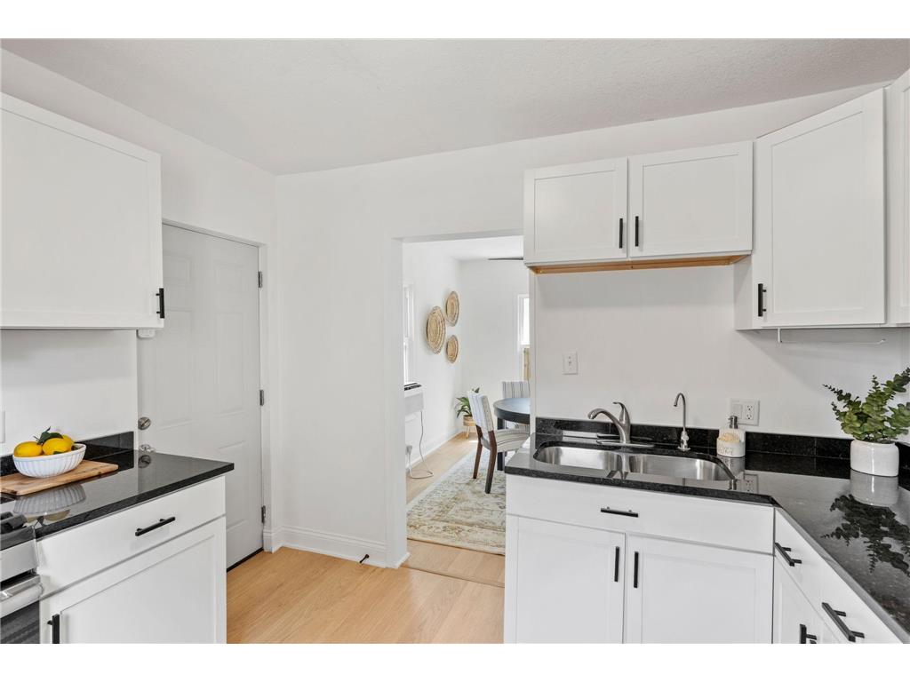 3633 38th Avenue S Minneapolis MN 55406 7057330 image27