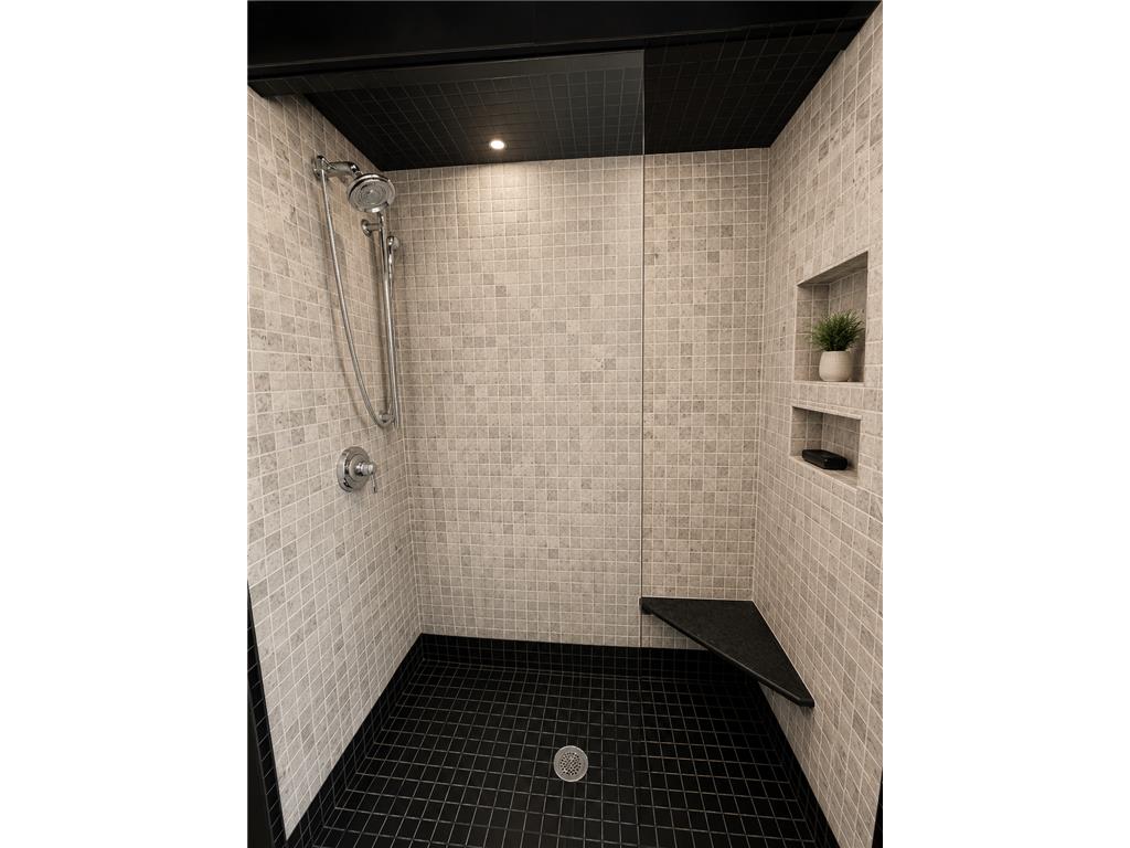 3633 Flag Avenue N New Hope MN 55427 7090879 image19