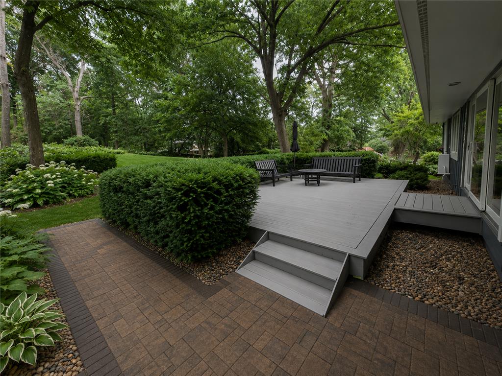 3633 Flag Avenue N New Hope MN 55427 7090879 image2
