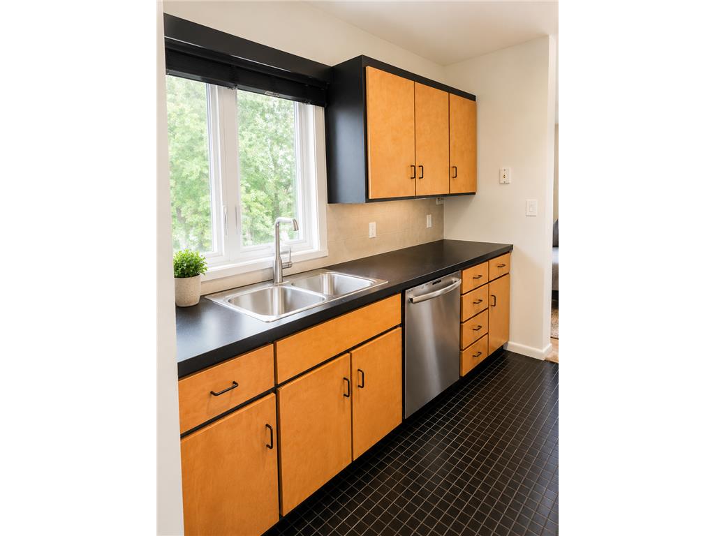 3633 Flag Avenue N New Hope MN 55427 7090879 image21