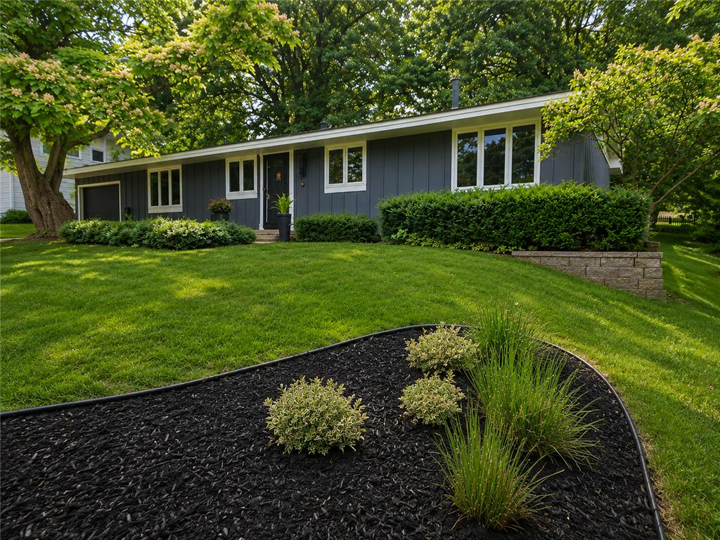 3633 Flag Avenue N New Hope MN 55427 7090879 image4