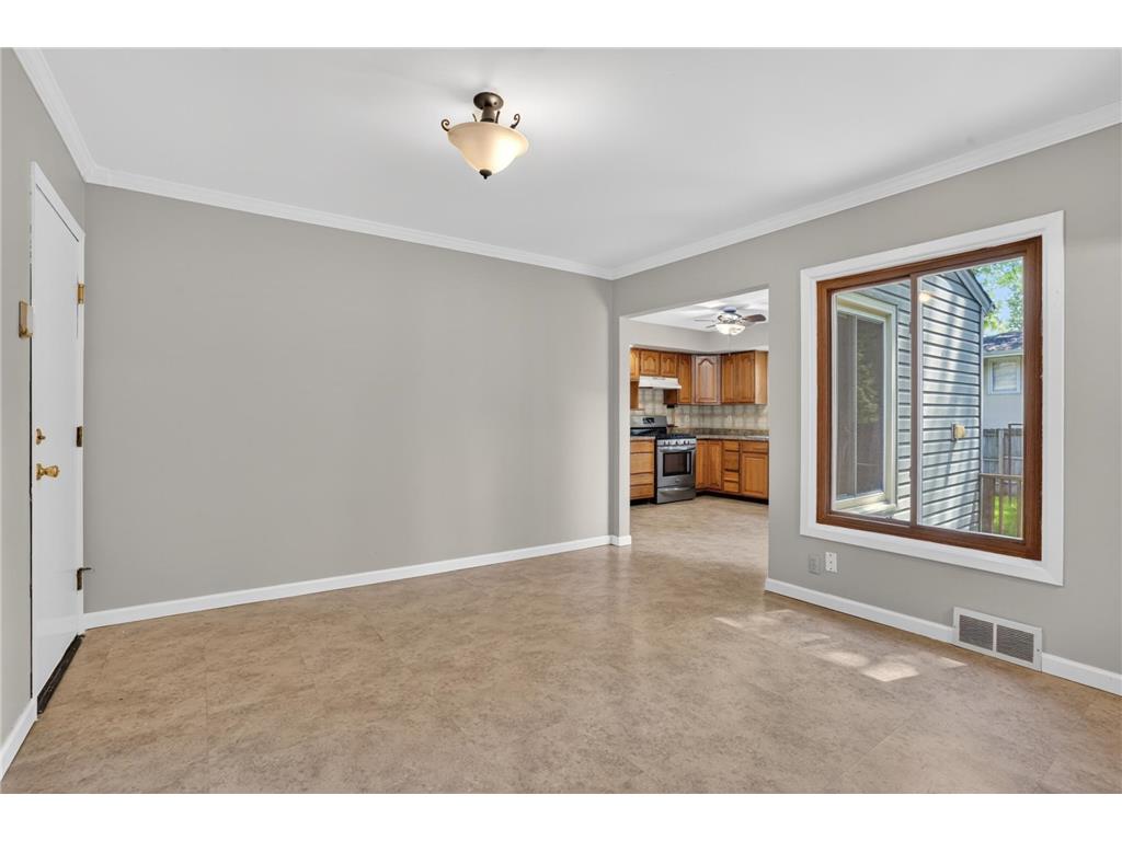 3633 Lowry Avenue N Robbinsdale MN 55422 7082011 image5