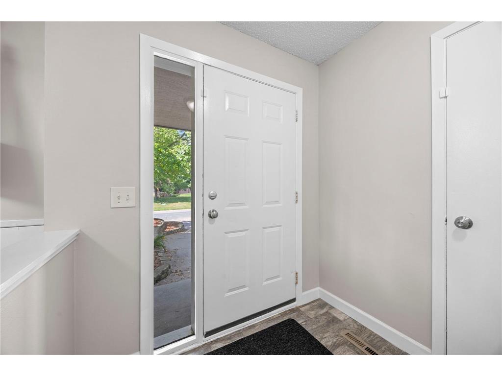 3633 Windtree Drive Eagan MN 55123 7104026 image2