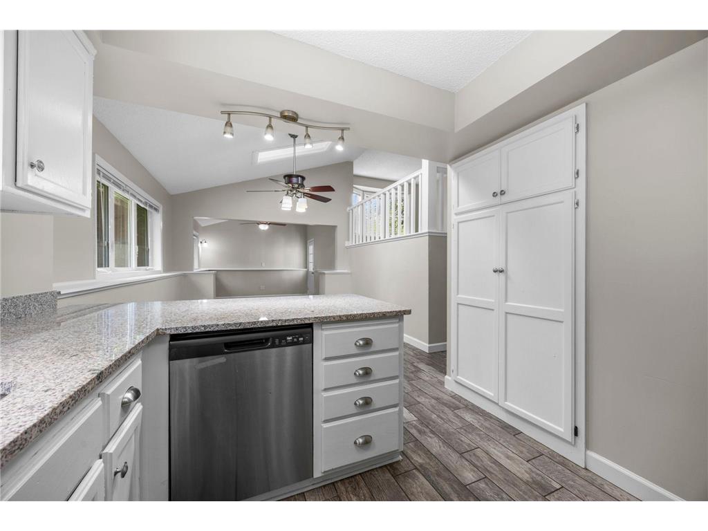 3633 Windtree Drive Eagan MN 55123 7104026 image20