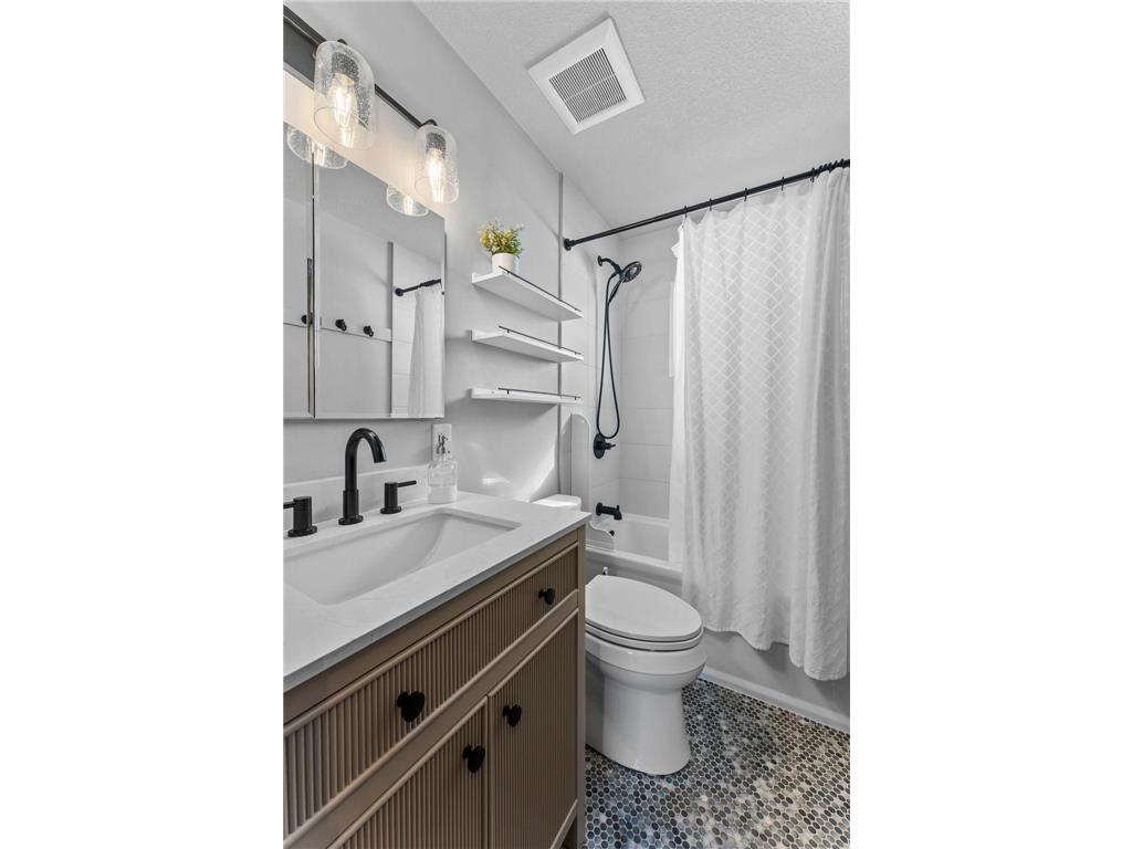 3634 Arcade Street N Vadnais Heights MN 55127 7004757 image28