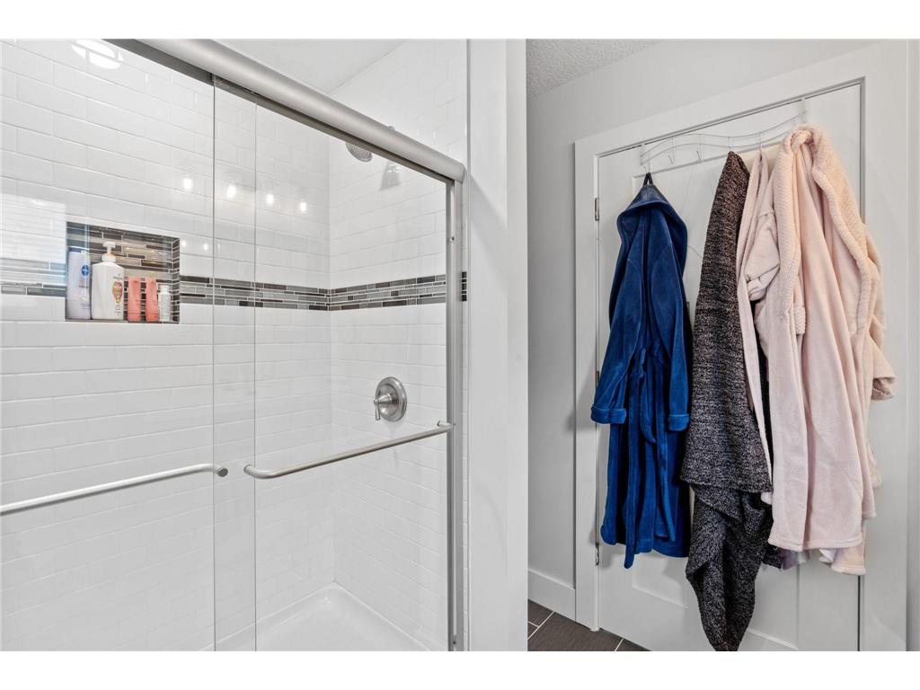 3637 Emerson Avenue N Minneapolis MN 55412 7072279 image24
