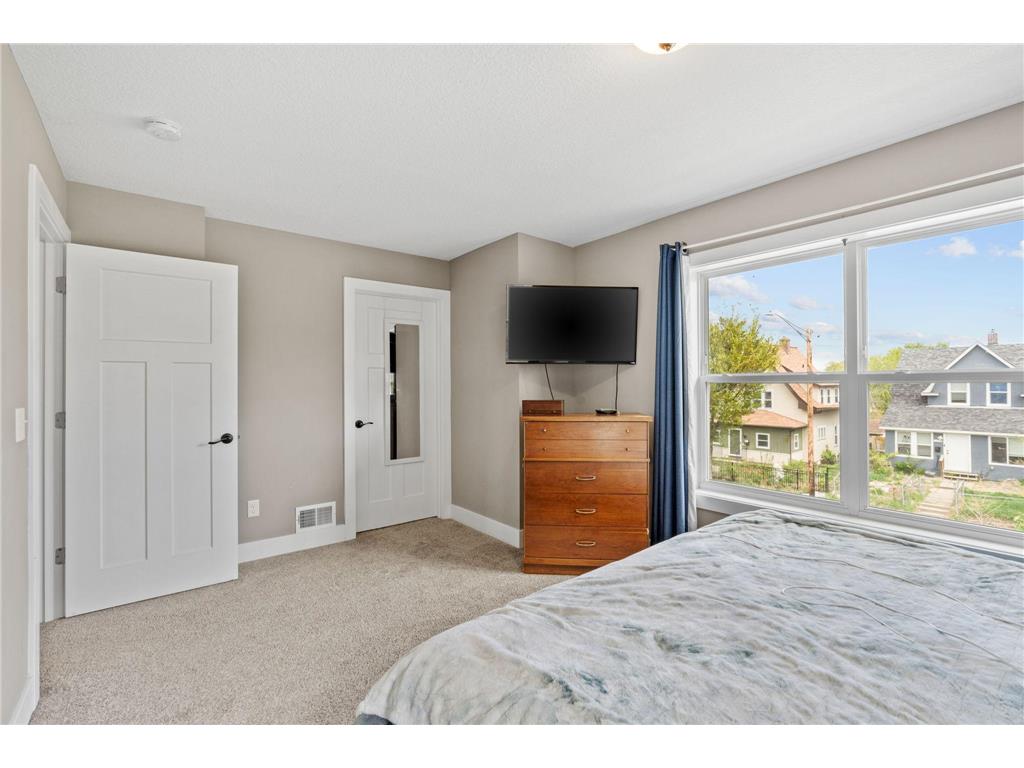 3637 Emerson Avenue N Minneapolis MN 55412 7072279 image26