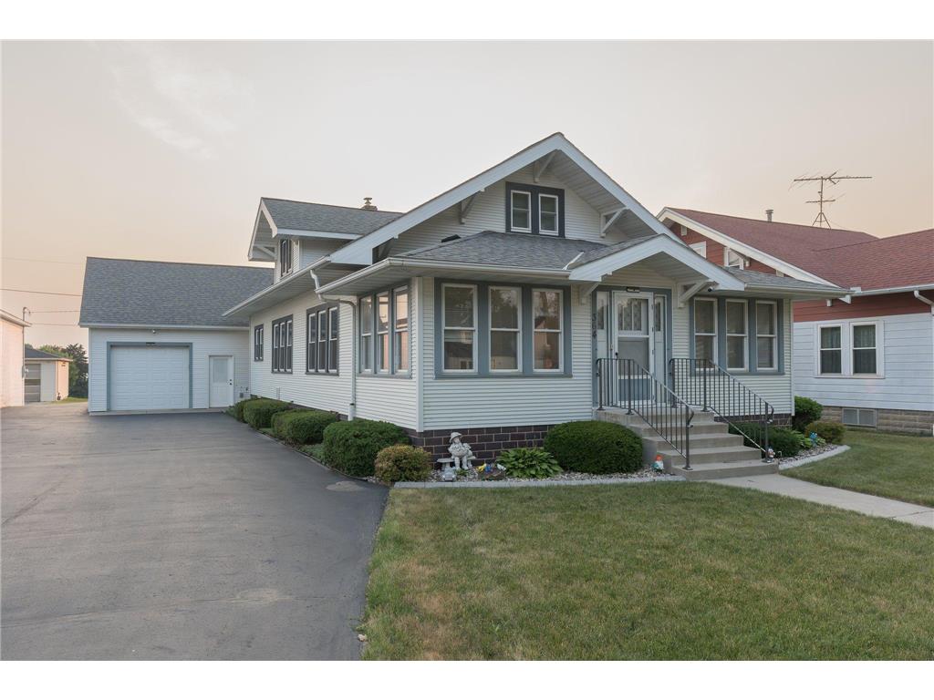 364 S Park Avenue Le Center MN 56057 6394326 image1