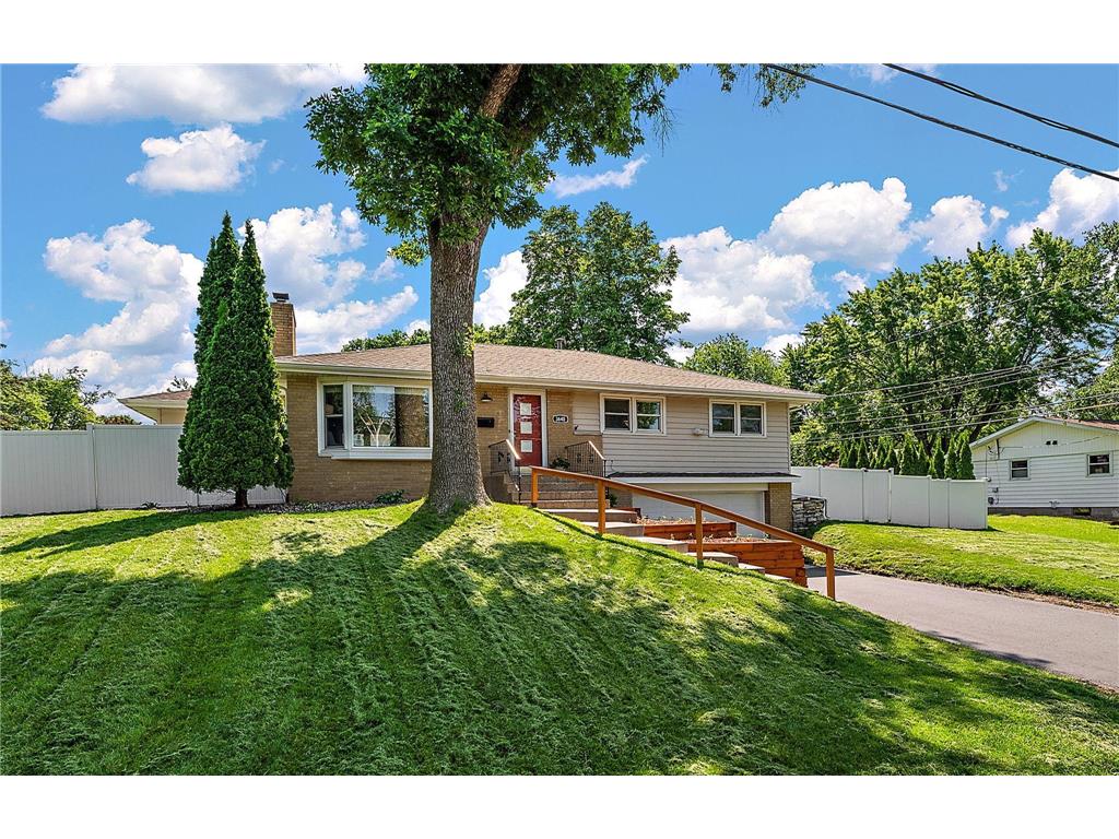 3640 Georgia Avenue N Crystal MN 55427 6740798 image1