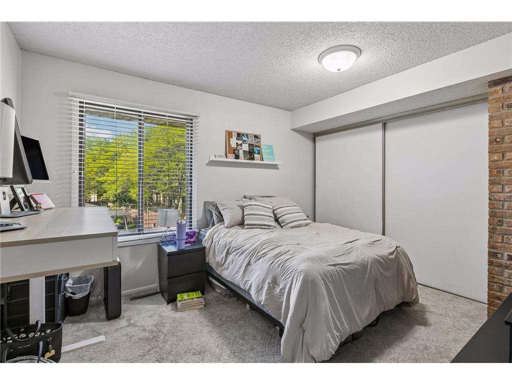 3640 Independence Avenue S #83 Saint Louis Park MN 55426 7076476 image16