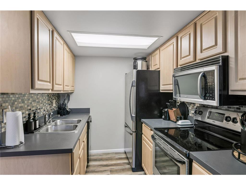 3640 Independence Avenue S #83 Saint Louis Park MN 55426 7076476 image4