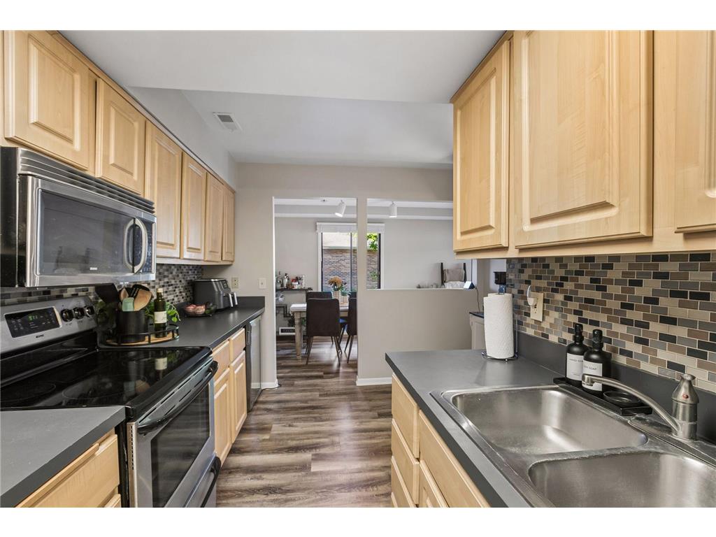 3640 Independence Avenue S #83 Saint Louis Park MN 55426 7076476 image5
