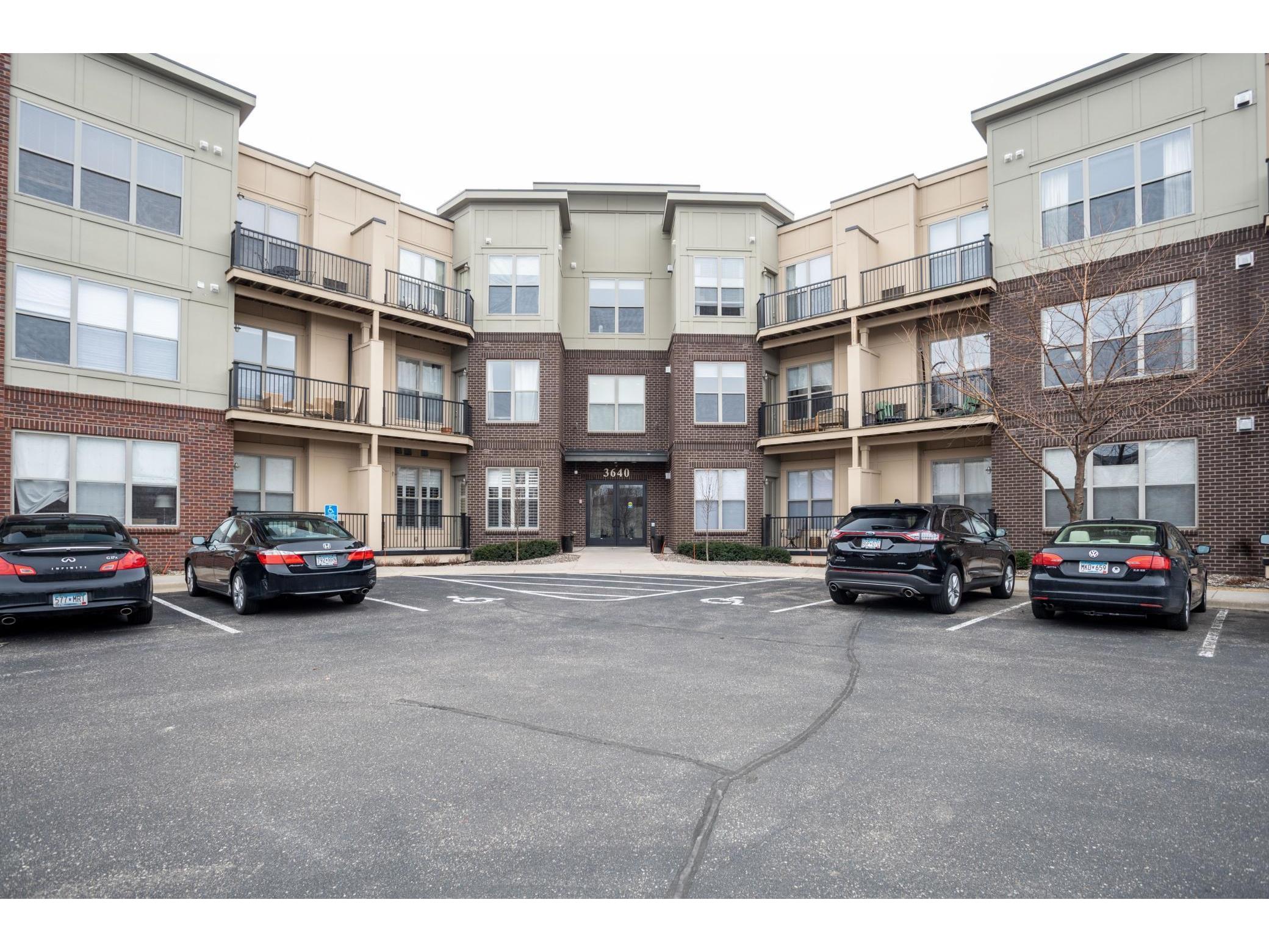 3640 Wooddale Avenue S 118, Saint Louis Park, MN 55416 MLS 5731229