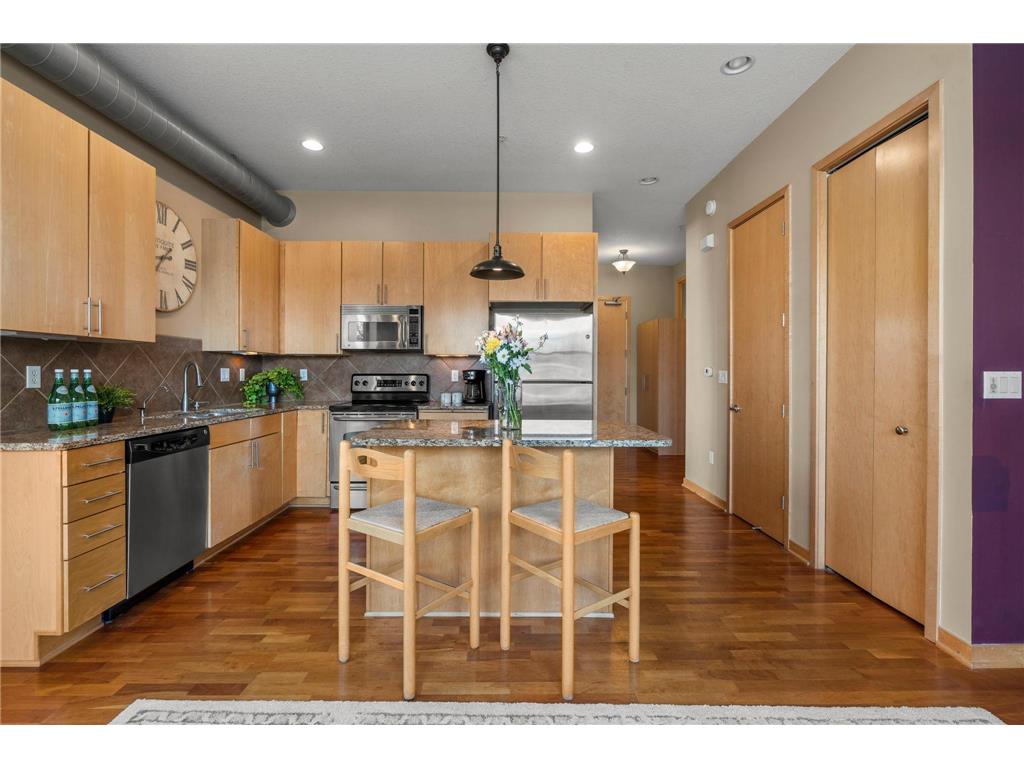 3640 Wooddale Avenue S #121 Saint Louis Park MN 55416 7051021 image1
