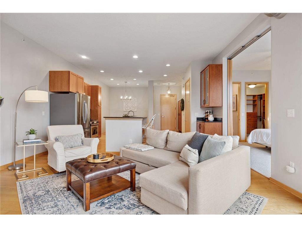 3640 Wooddale Avenue S #317 Saint Louis Park MN 55416 6714000 image1