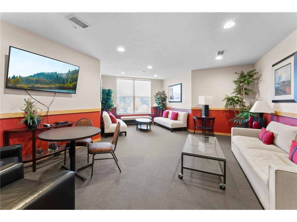 3640 Wooddale Avenue S #319 Saint Louis Park MN 55416 7031300 image12