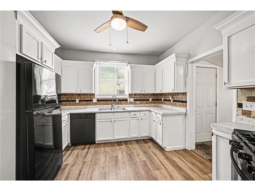 3643 Fremont Avenue N Minneapolis MN 55412 7082169 image13