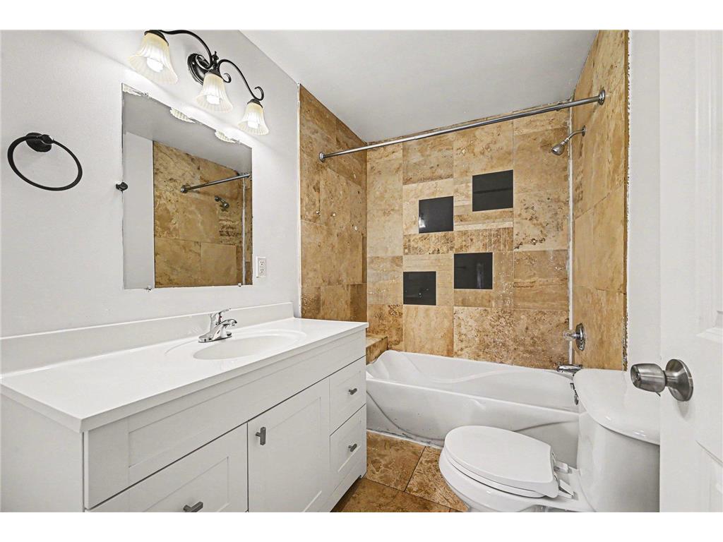 3643 Fremont Avenue N Minneapolis MN 55412 7082169 image20