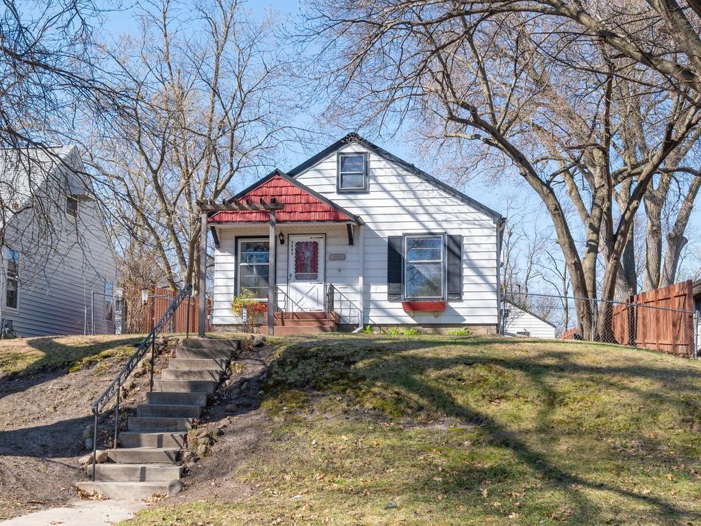 3643 Halifax Avenue N Robbinsdale MN 55422 7056433 image1